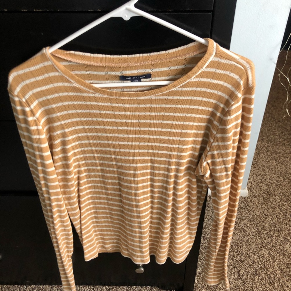 American Eagle striped t